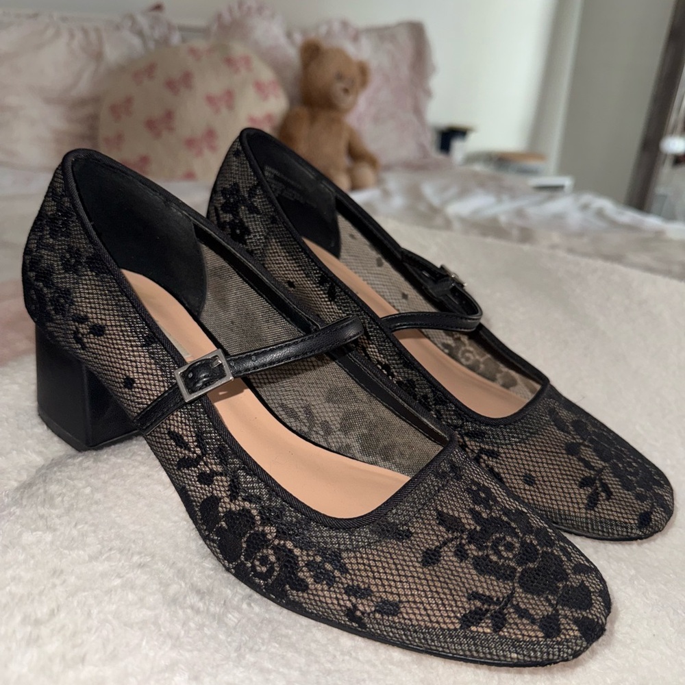 Steve Madden Lace Heels